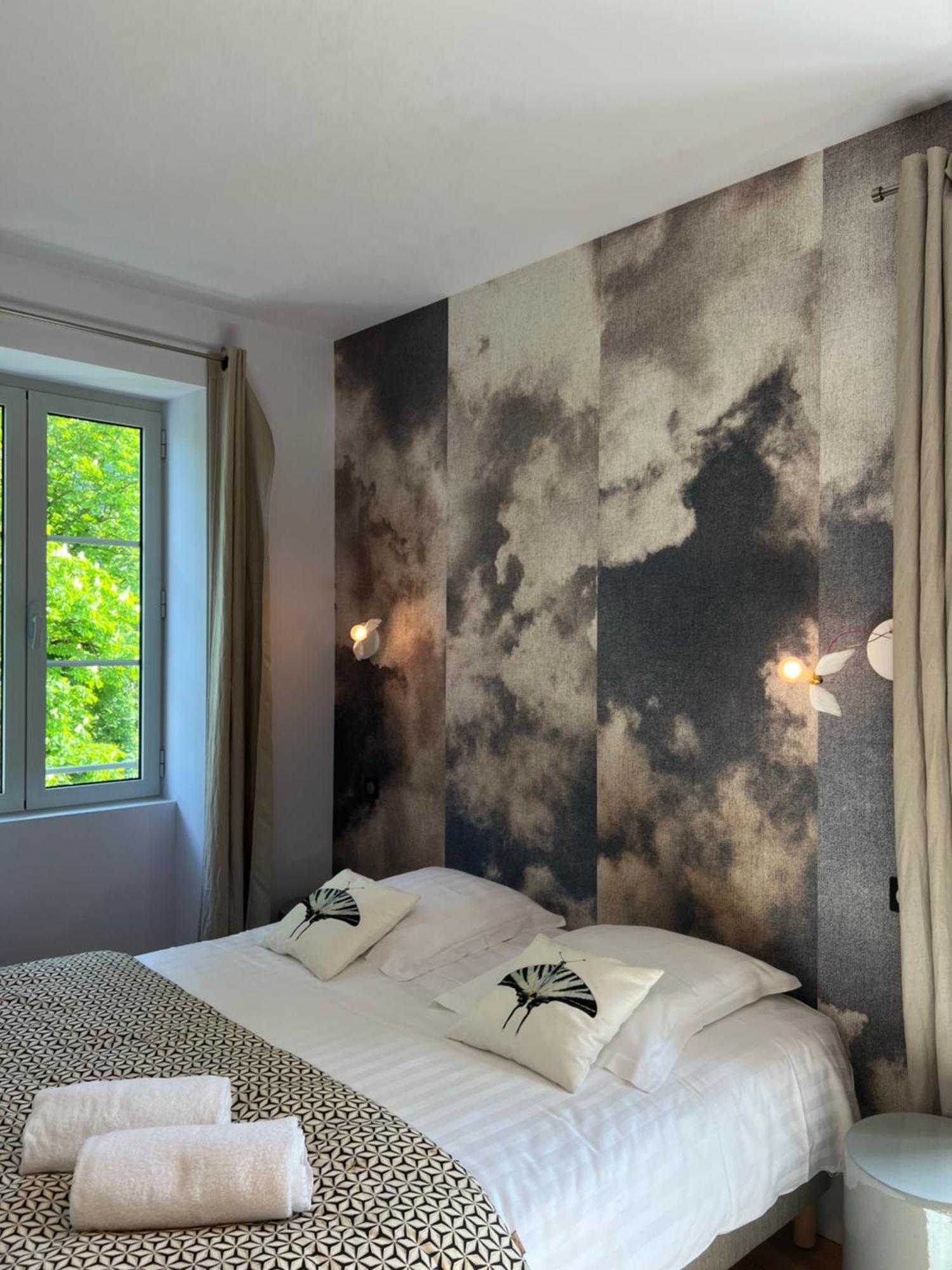 Domaine Clairfontaine Noyarey - Suites Junior Εξωτερικό φωτογραφία