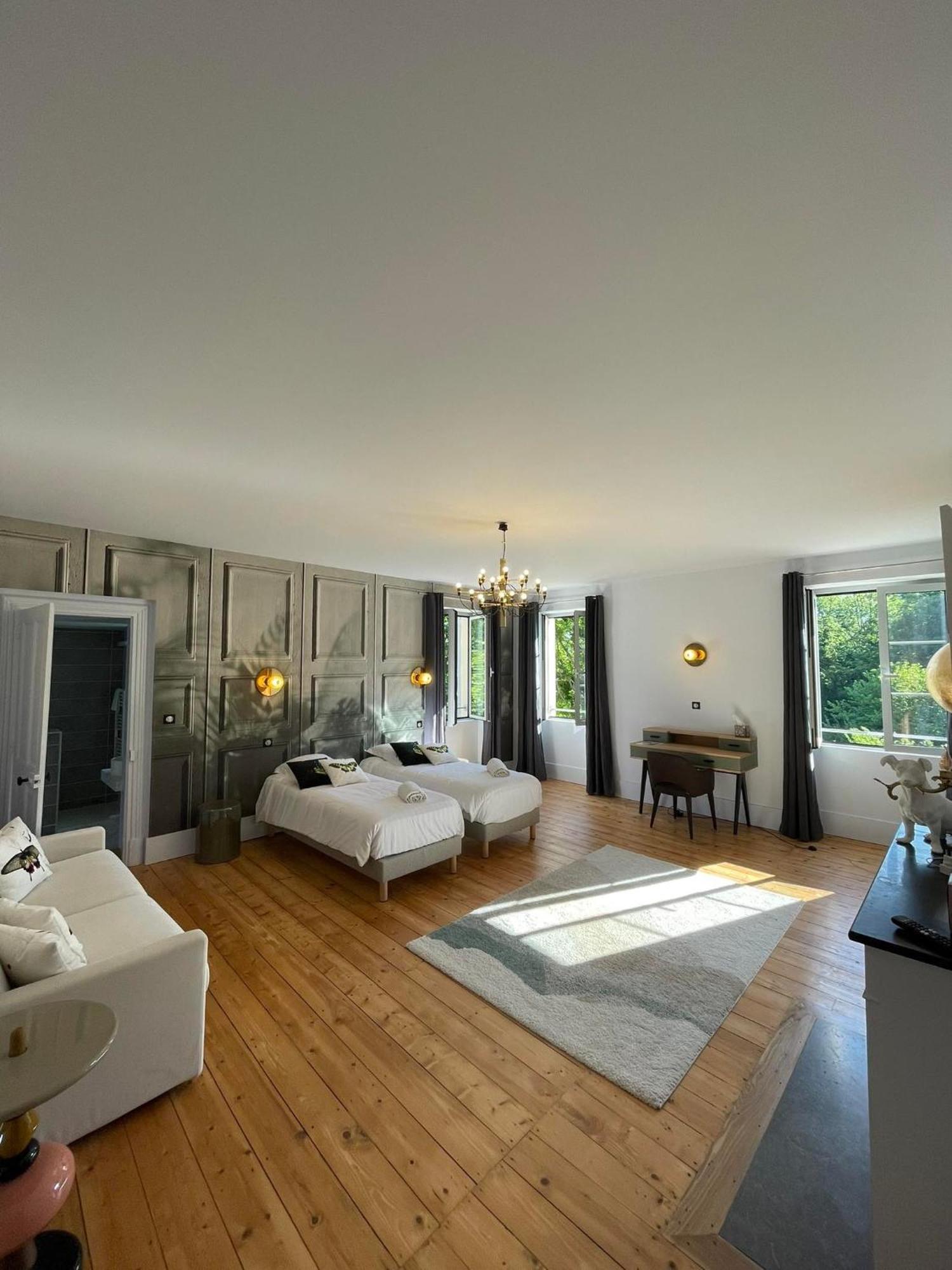 Domaine Clairfontaine Noyarey - Suites Junior Εξωτερικό φωτογραφία
