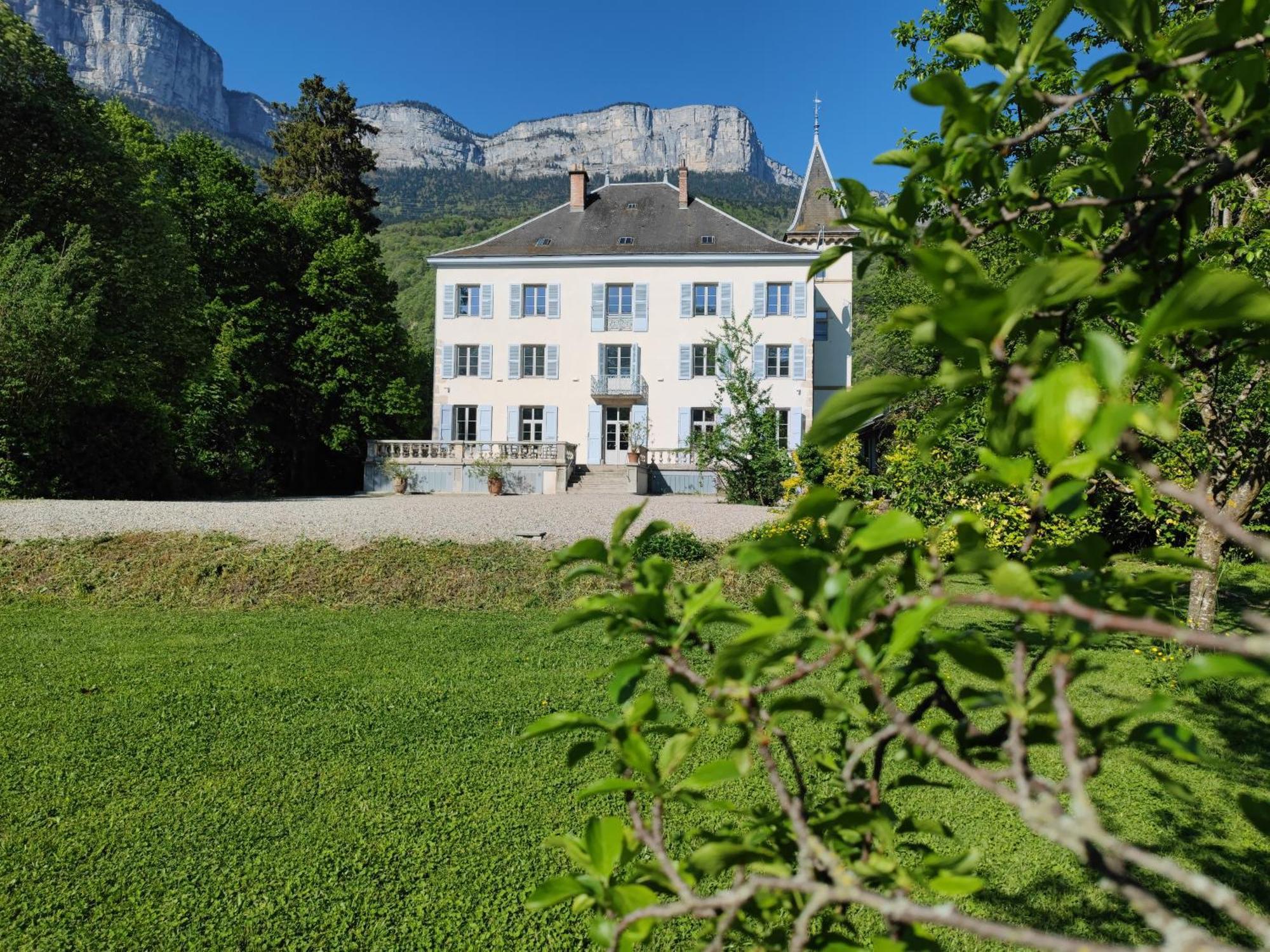 Domaine Clairfontaine Noyarey - Suites Junior Εξωτερικό φωτογραφία