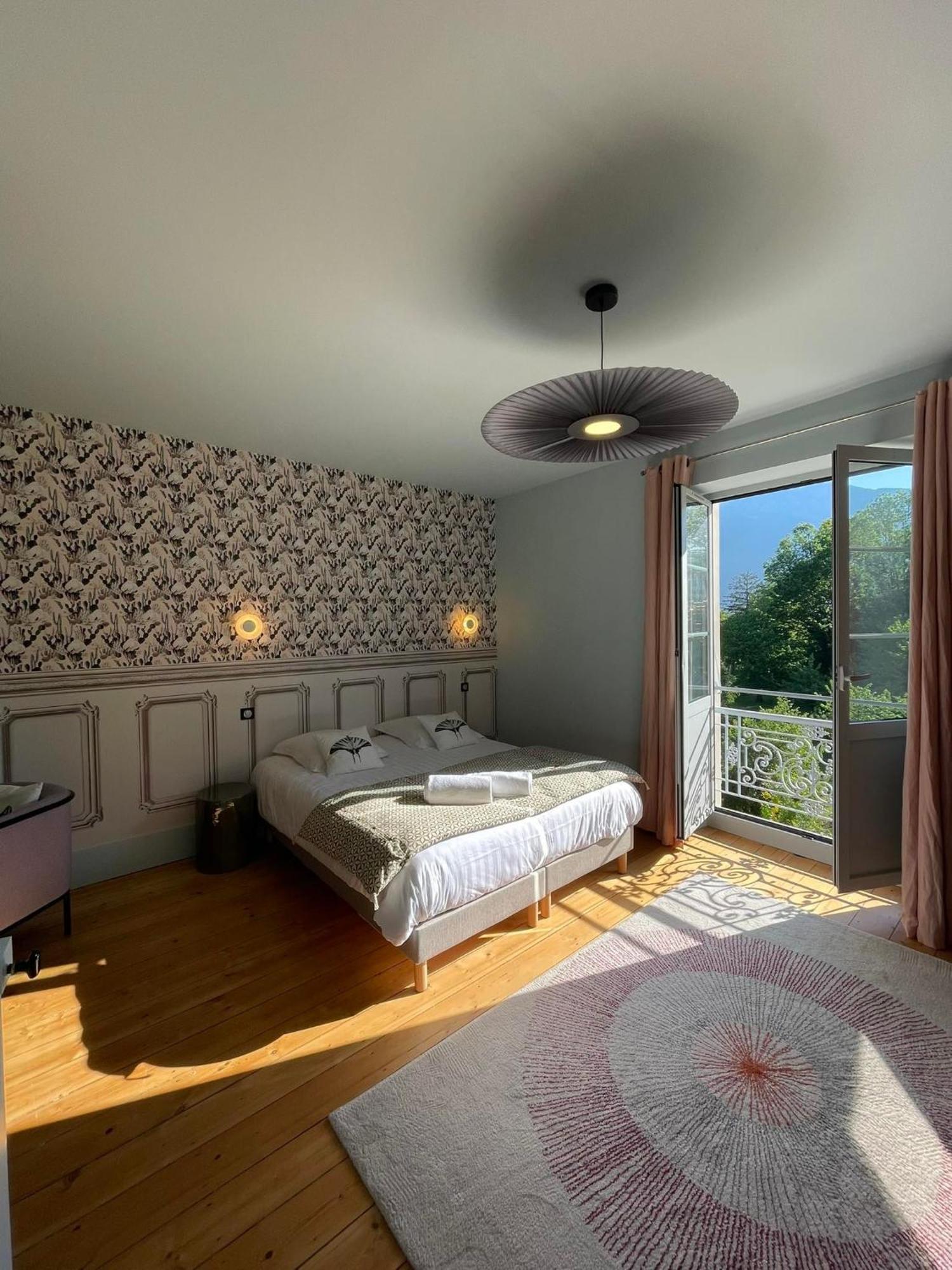 Domaine Clairfontaine Noyarey - Suites Junior Εξωτερικό φωτογραφία