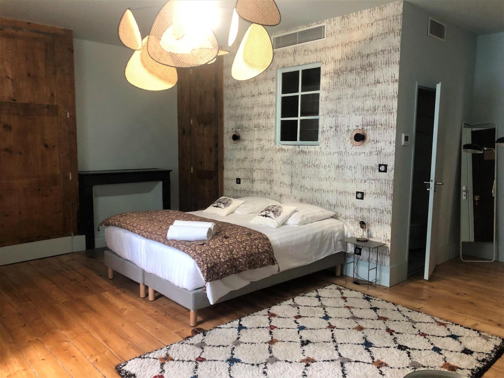 Domaine Clairfontaine Noyarey - Suites Junior Εξωτερικό φωτογραφία